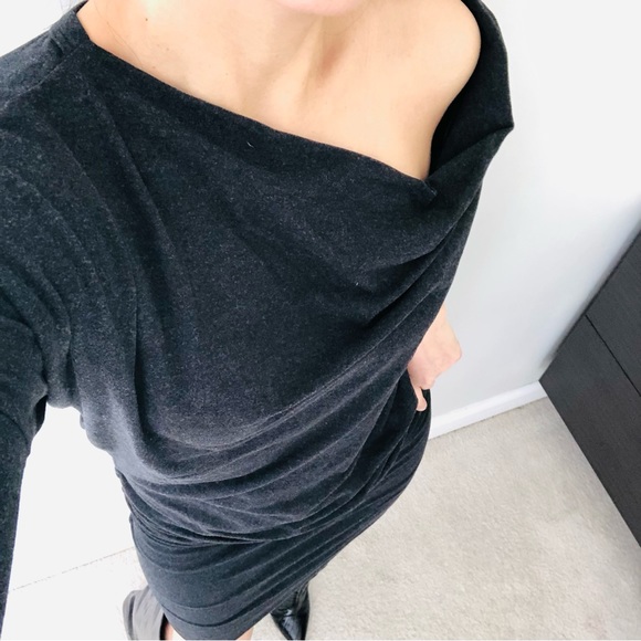 Batwing 3/4 sleeves , asymmetrical neckline, dress dark gray with side ruched - Picture 3 of 9